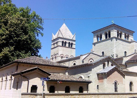 Basilica of Saint-Martin d'Ainay